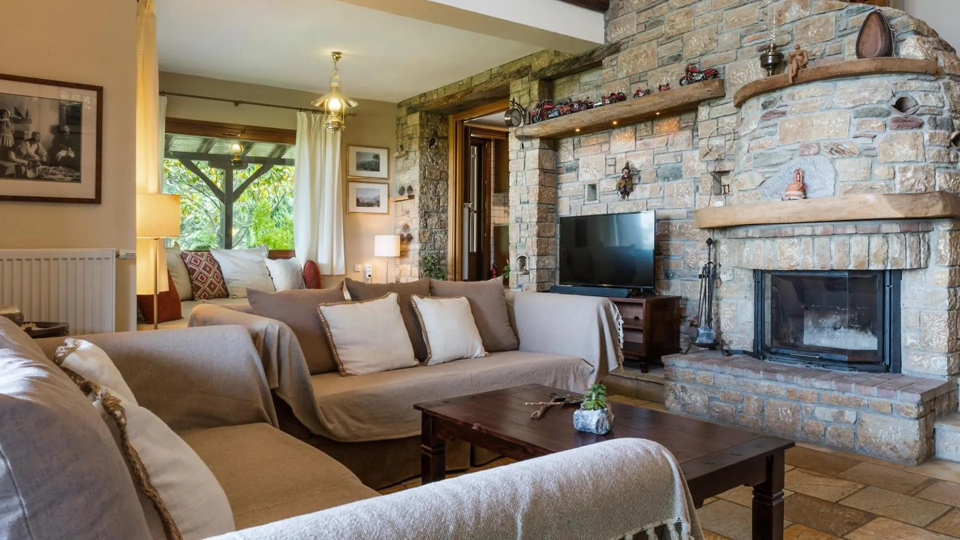 Country Cottage I & Country Cottage II 폴리이로스 0*,  그리스